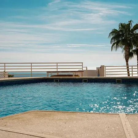 Al - Adosado Planta Baja Con 3 Y Piscina En